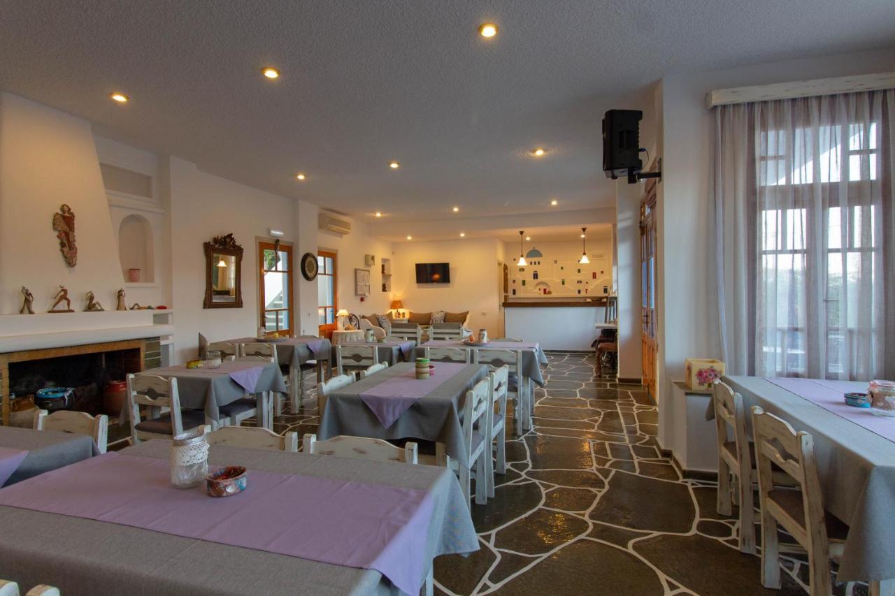 Meltemi Hotel Kythnos Loutrá Esterno foto