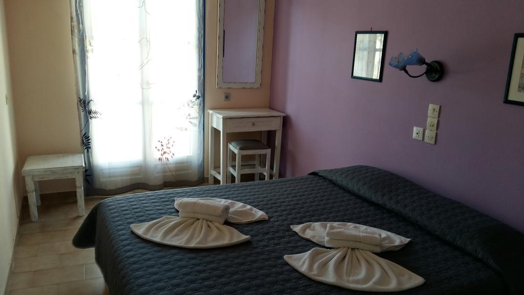 Meltemi Hotel Kythnos Loutrá Esterno foto